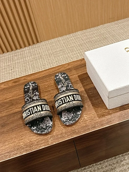 Шлепанцы Женские Christian Dior 11599974