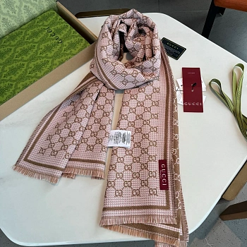 Шарфы Gucci 692903