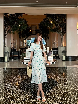 Платья Женские Christian Dior 12945637