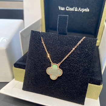 Бижутерия Van Cleef & Arpels 472072