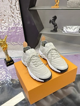 Кроссовки Мужские Louis Vuitton 841682