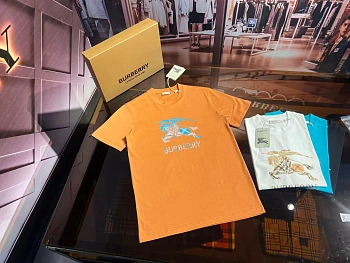 Футболки Женские Burberry 9438137
