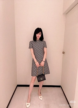 Платья Женские Valentino 25373