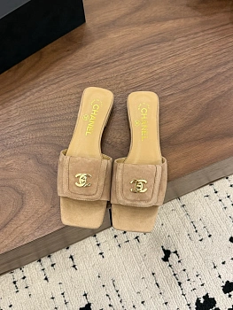 Шлепанцы Женские Chanel 11676216