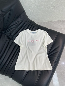 Футболки Женские Prada 11340557