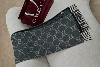 Шарфы Gucci 1674468