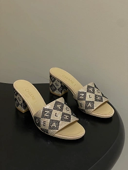 Босоножки Женские Chanel 10993956