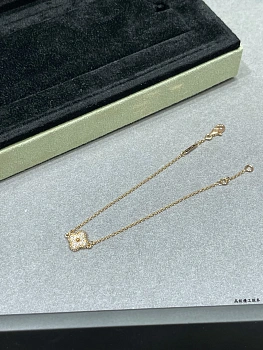 Бижутерия Van Cleef & Arpels 151641