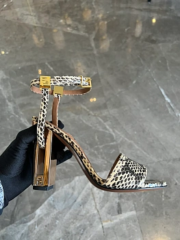 Босоножки Женские Fendi 9227095