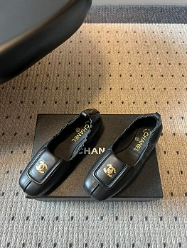 Туфли Женские Chanel 13364378
