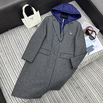 Пальто Женские Prada 4773293