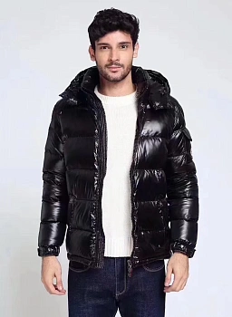 Куртки И Пуховики Мужские Moncler 955086