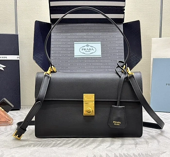 Сумки На Ремне Женские Prada 11462444