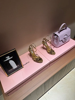 Босоножки Женские Aquazzura 655701