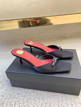 Босоножки Женские Saint Laurent 462677