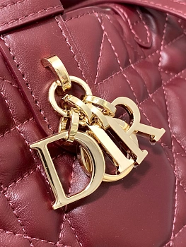 Классические Сумки Женские Christian Dior 11562696