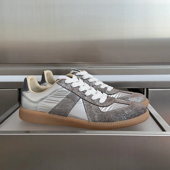 Кроссовки Женские Maison Margiela 10999421