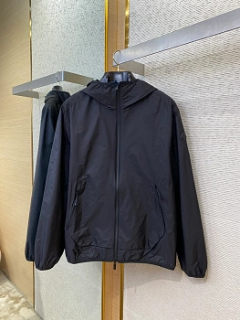 Куртки И Пуховики Мужские Moncler 30137