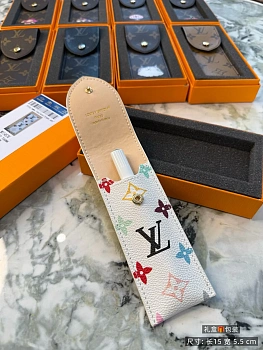 Клатчи Женские Louis Vuitton 11671482
