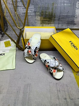 Сандалии Женские Fendi 11513173
