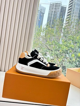 Кроссовки Женские Louis Vuitton 1260316