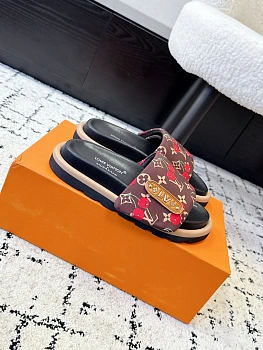 Шлепанцы Женские Louis Vuitton 1752819