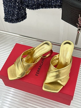 Сандалии Женские Salvatore Ferragamo 11203321