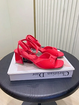 Босоножки Женские Louis Vuitton 1834438