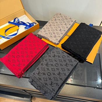 Шарфы Louis Vuitton 1303446