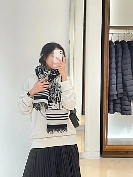 Шарфы Burberry 1135