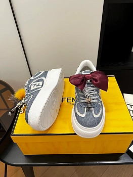 Кроссовки Женские Fendi 515270