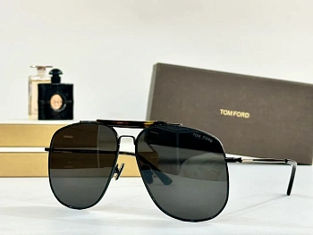 Очки Tom Ford 25728