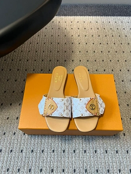Шлепанцы Женские Louis Vuitton 11758547