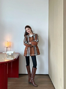 Куртки И Пуховики Женские Burberry 1049377