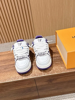 Кроссовки Женские Louis Vuitton 4269604