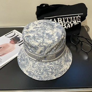 Головные Уборы Christian Dior 13294365