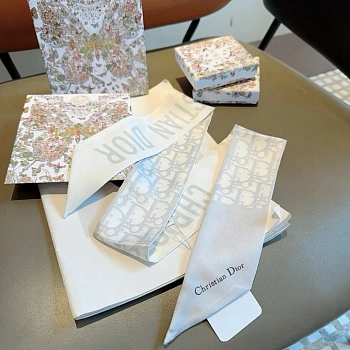 Шарфы Christian Dior 153900