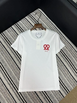 Футболки Женские Ami Paris 1023983