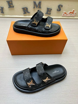 Шлепанцы Женские Louis Vuitton 9801571