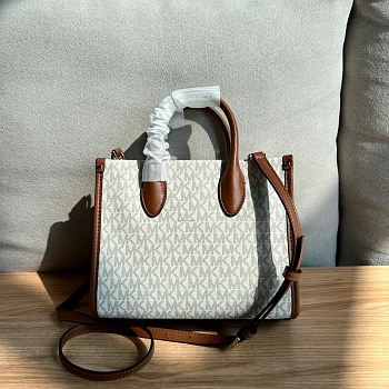 Сумки На Ремне Женские Michael Kors 803347