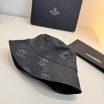 Головные Уборы Chanel 12647130