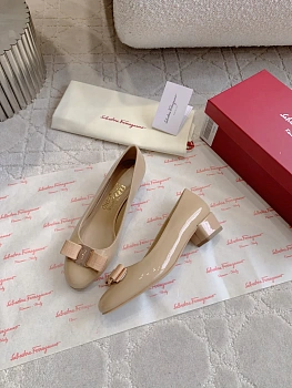 Балетки Женские Salvatore Ferragamo 11870085