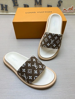 Шлепанцы Женские Louis Vuitton 9801510