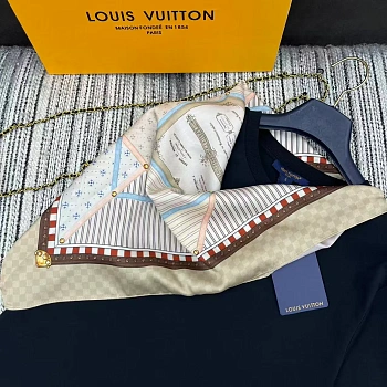 Футболки Женские Louis Vuitton 12875160