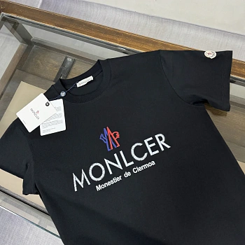 Футболки Женские Moncler 10292171