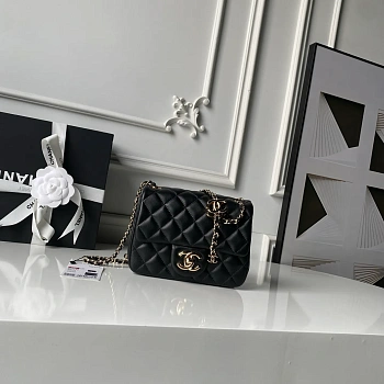 Классические Сумки Женские Chanel 13435227