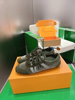 Кроссовки Женские Louis Vuitton 9632234