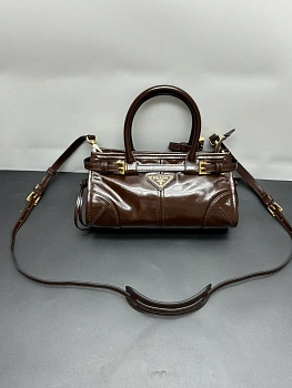 Классические Сумки Женские Prada 11667370