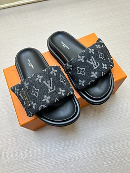 Шлепанцы Женские Louis Vuitton 9801567