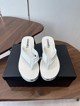 Шлепанцы Женские Chanel 11498255